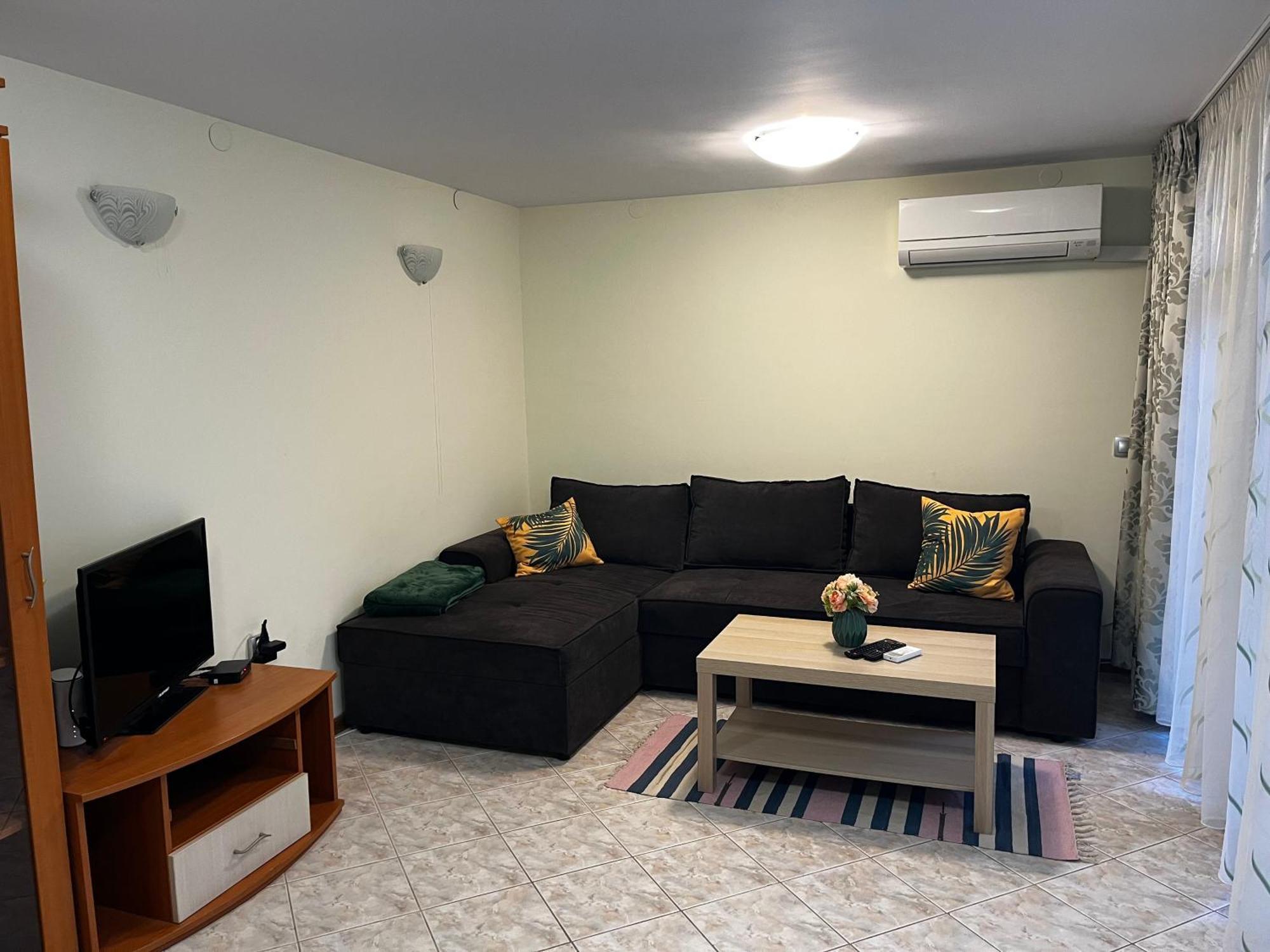 Green Central Apartment Варна Экстерьер фото